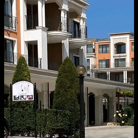 Ξενοδοχείο με διαμερίσματα Premier 4